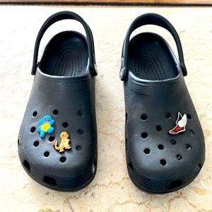 CROCS - M (9) W (11)